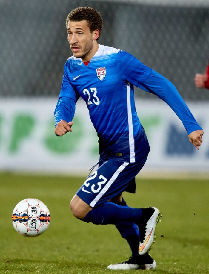2015-USA-third-uniform-Fabian-Johnson.jpg